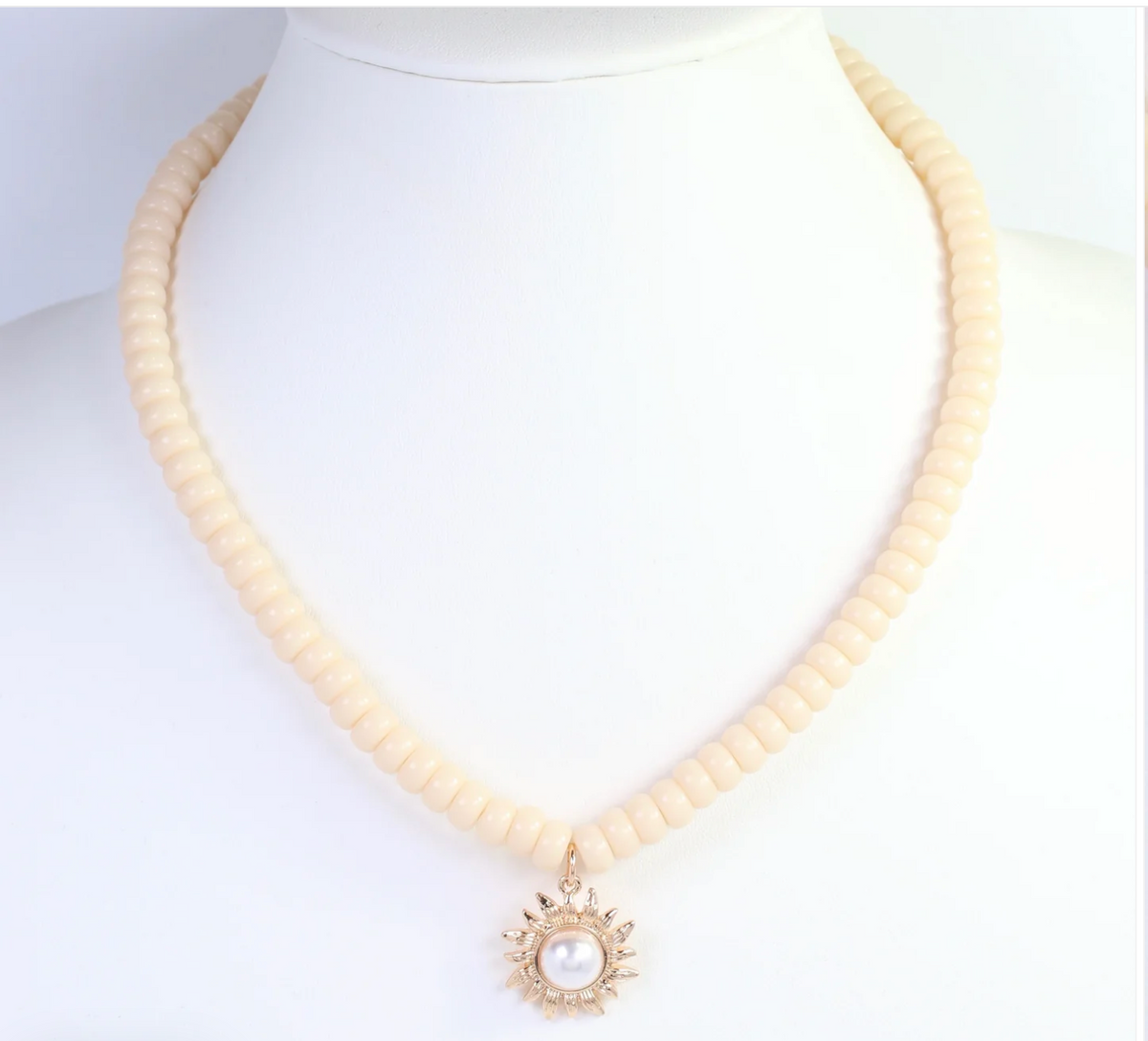 Abbigail Flower Necklace